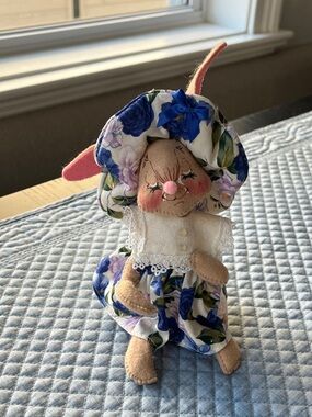 Vintage Annalee Spring Bunny Figurine